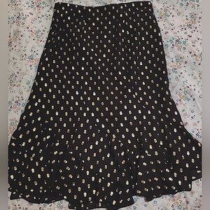 WomansWhoWhatWear Skirt With Gold,White Accents, SIZE 2